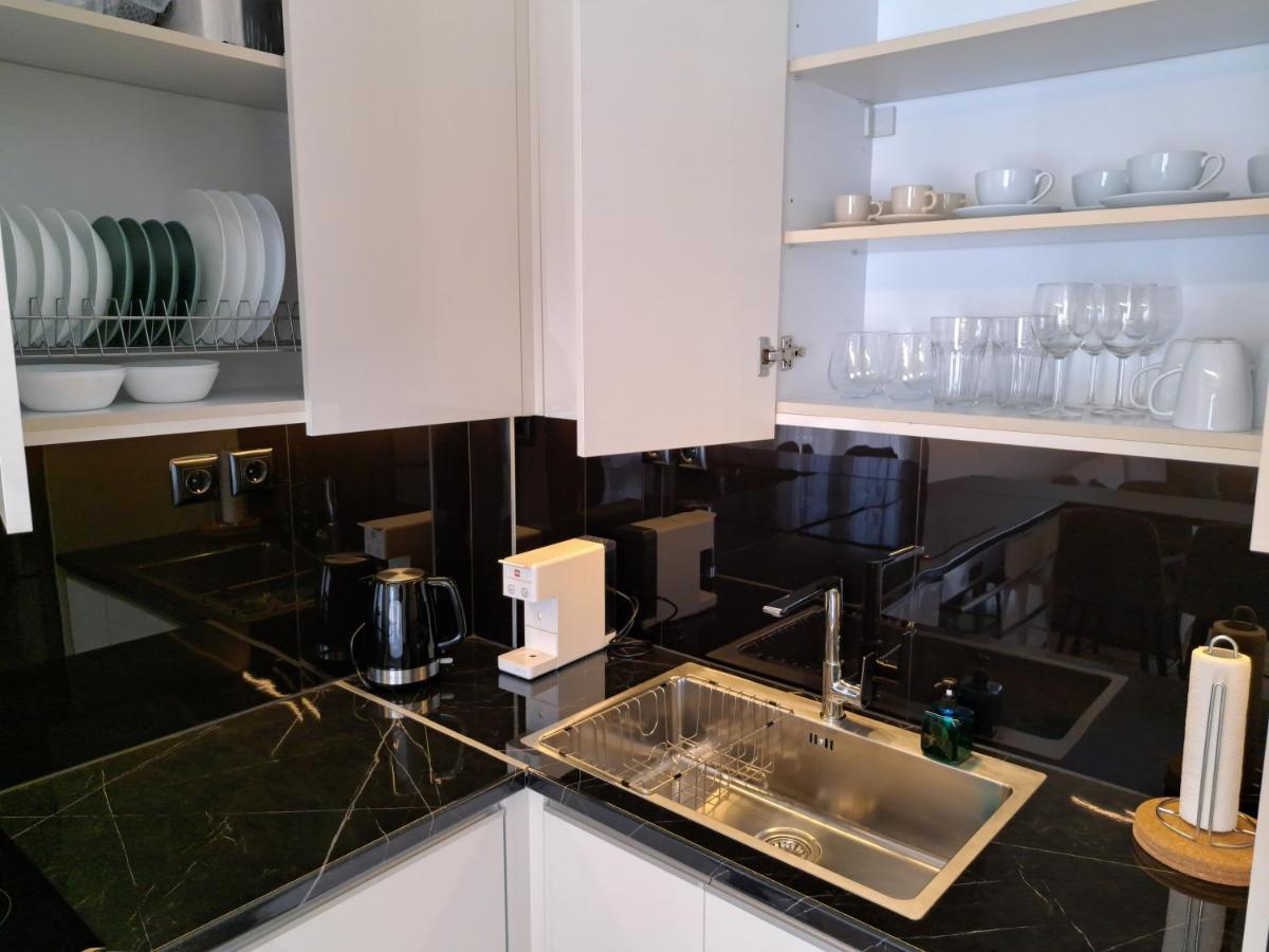 Luxury Suite Патри Екстер'єр фото